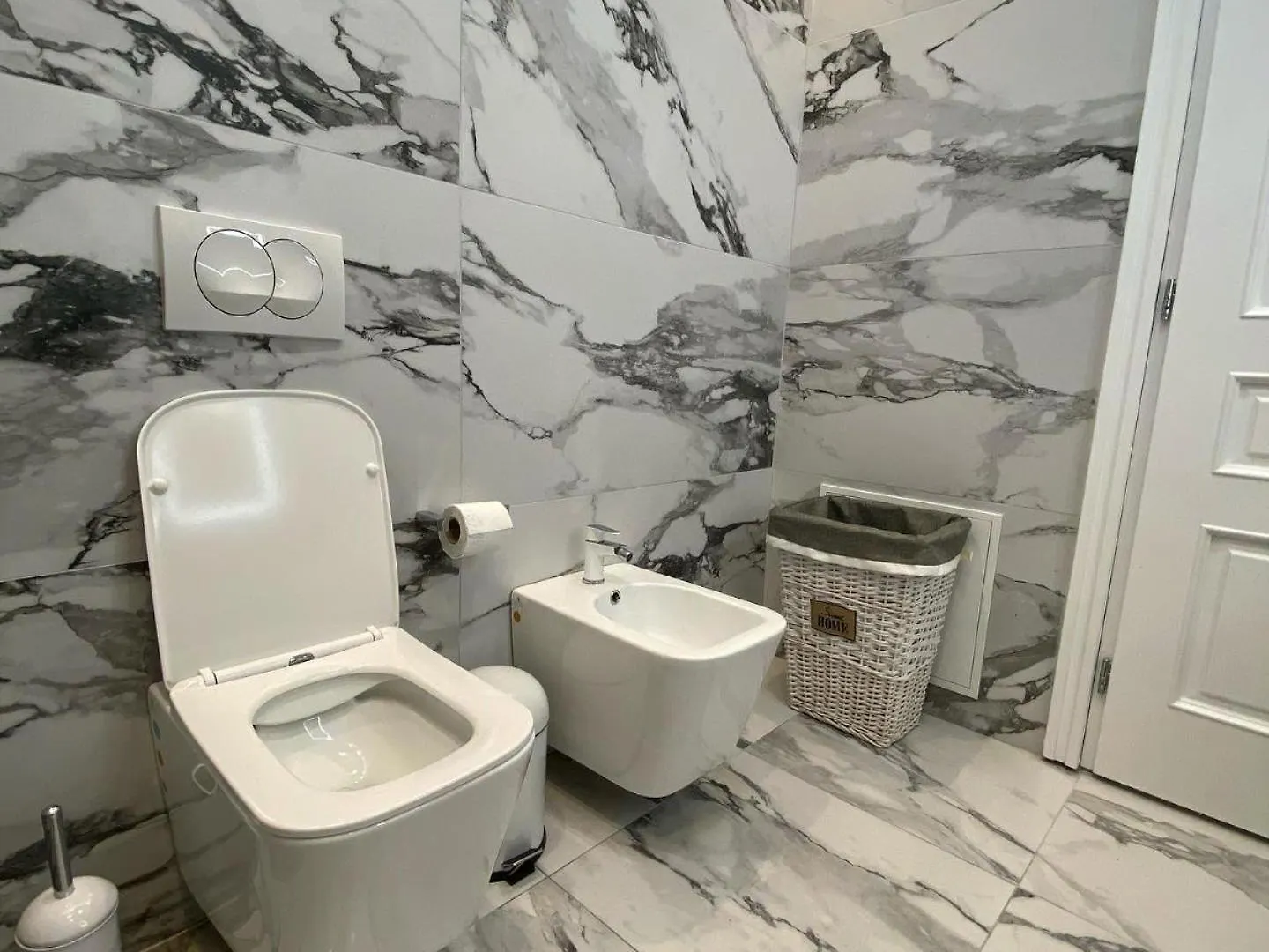 Luxury Apartment With A Wonderful Lake View Shkoder